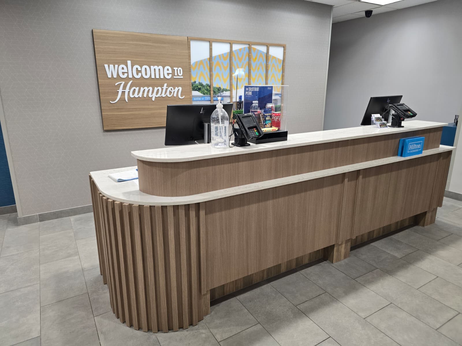 Hampton Inn & Suites